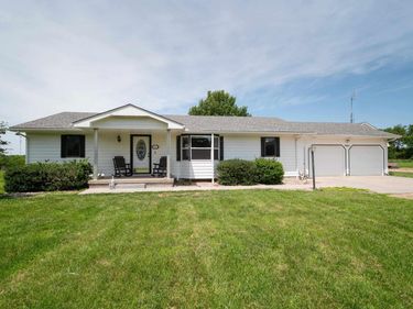10727 SW Auburn, Wakarusa, KS 66546