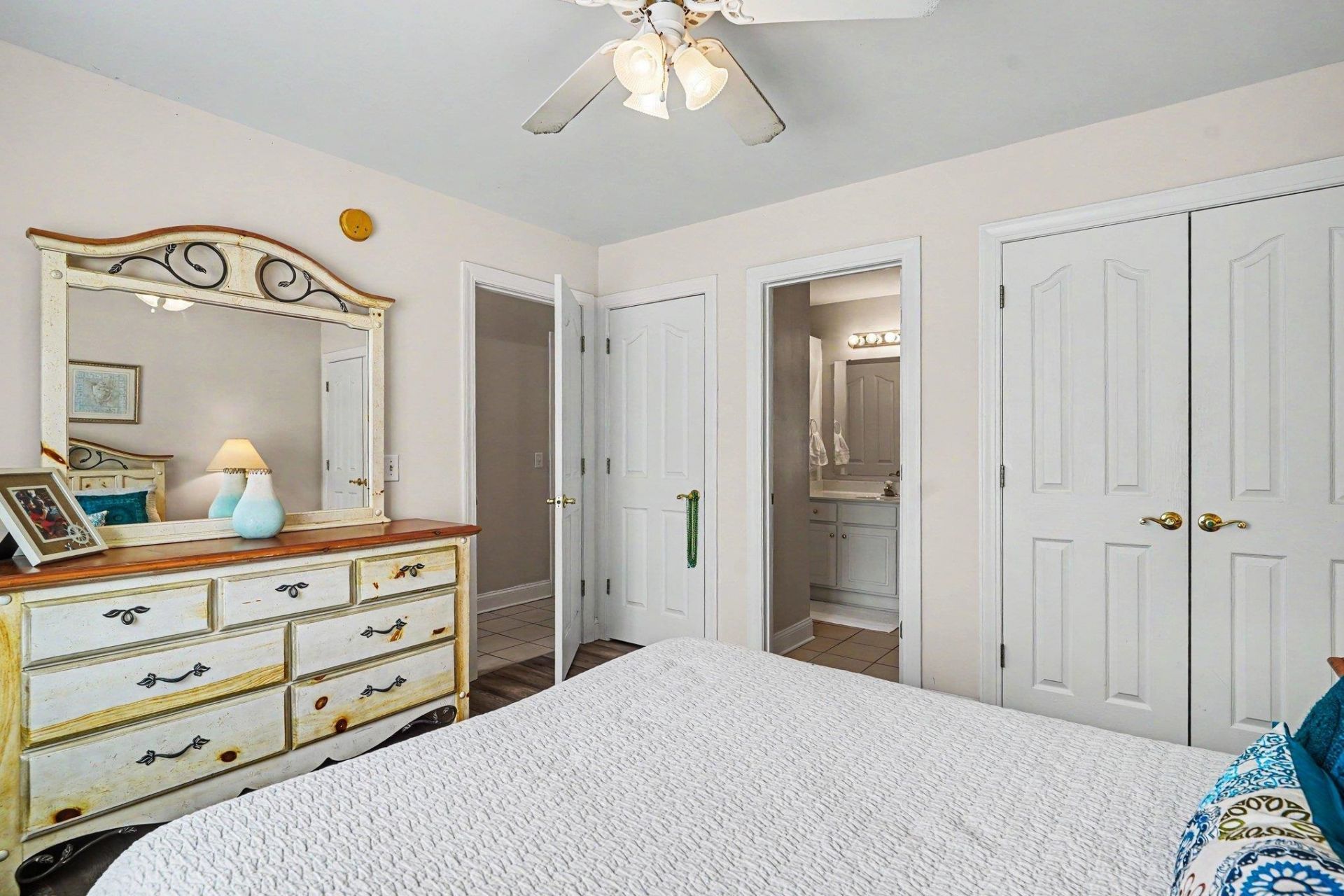 2701 Edge Dr. Photo 10