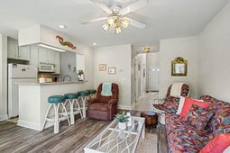 2701 Edge Dr. photo 4