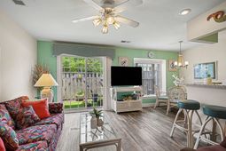2701 Edge Dr. photo 4