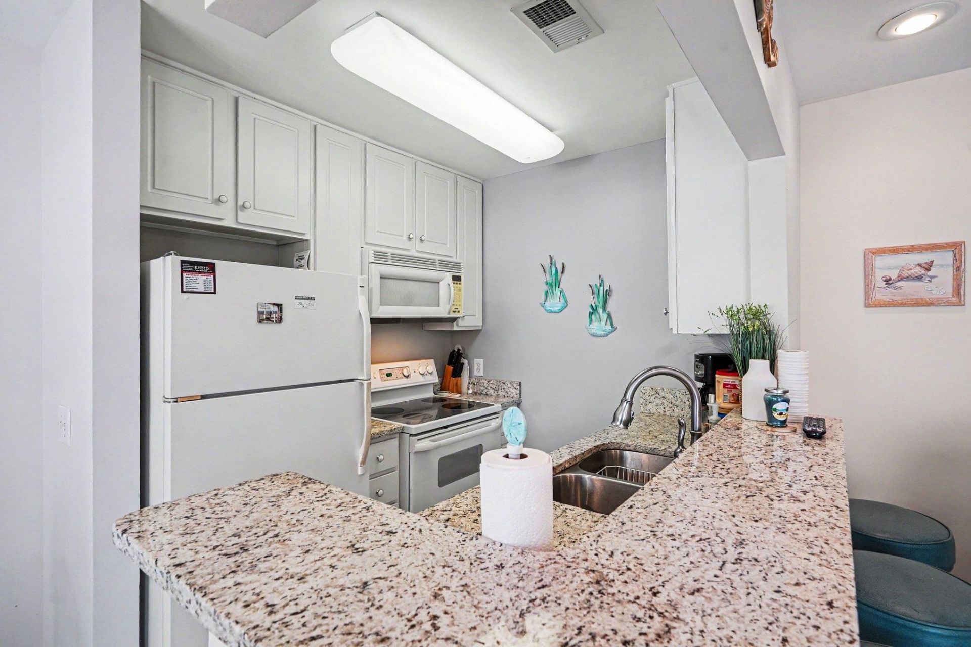 2701 Edge Dr. Photo 6