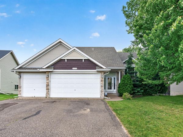 4928 159th Street N, Hugo, MN 55038