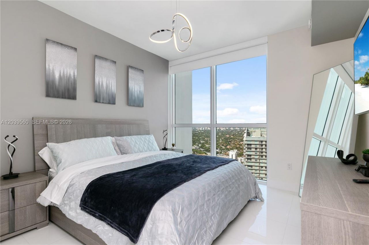 1080 Brickell Ave, Unit 4103, Miami, FL 33131 Photo