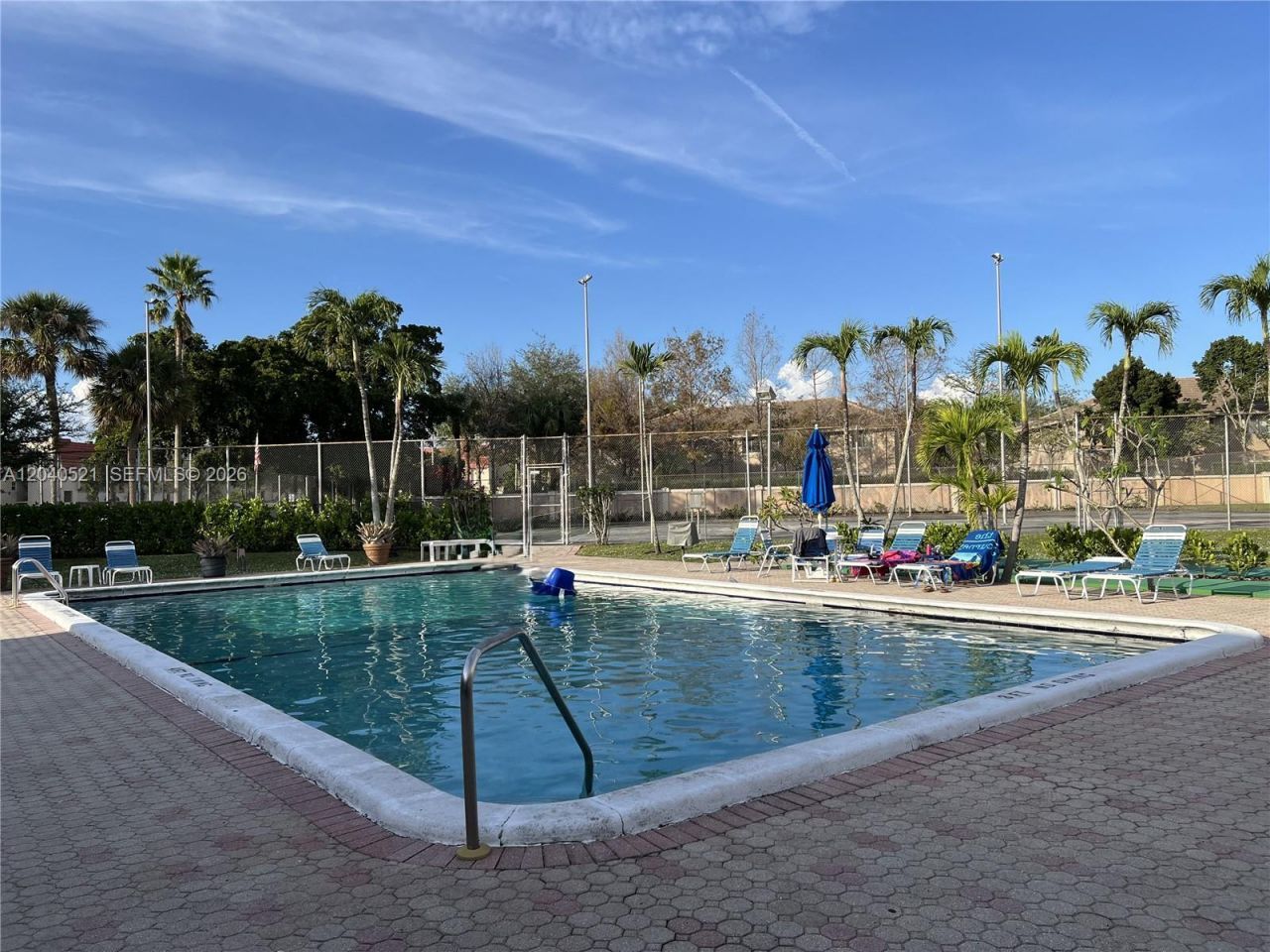 2541 Aragon Blvd, Unit 305, Sunrise, FL 33322 Photo