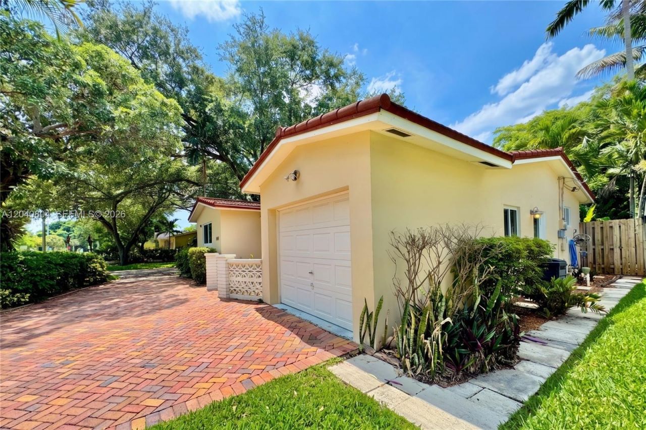 3800 W Park Rd , Hollywood, FL 33021 Photo