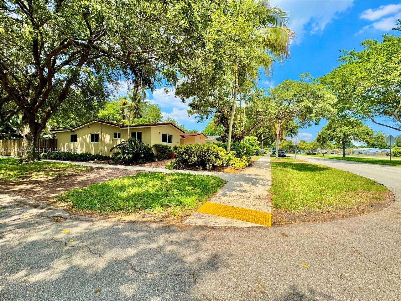3800 W Park Rd , Hollywood, FL 33021 Photo