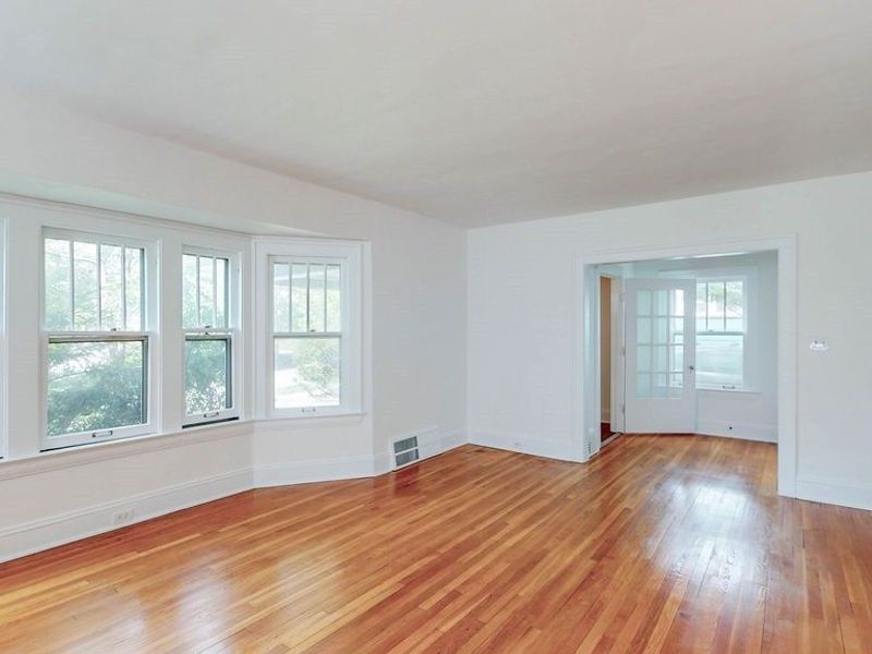 3110 Coleridge Road, Cleveland Heights, OH 44118 Photo 11