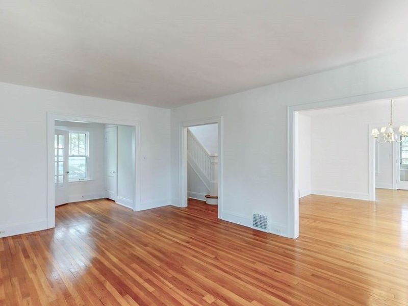 3110 Coleridge Road, Cleveland Heights, OH 44118 Photo 12