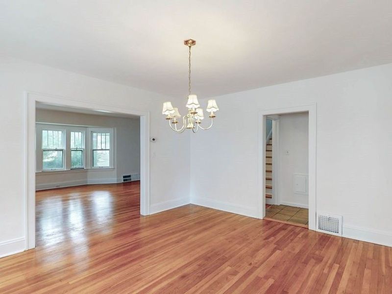 3110 Coleridge Road, Cleveland Heights, OH 44118 Photo 13