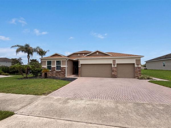 5605 WINDSONG OAK DRIVE , LEESBURG, FL 34748