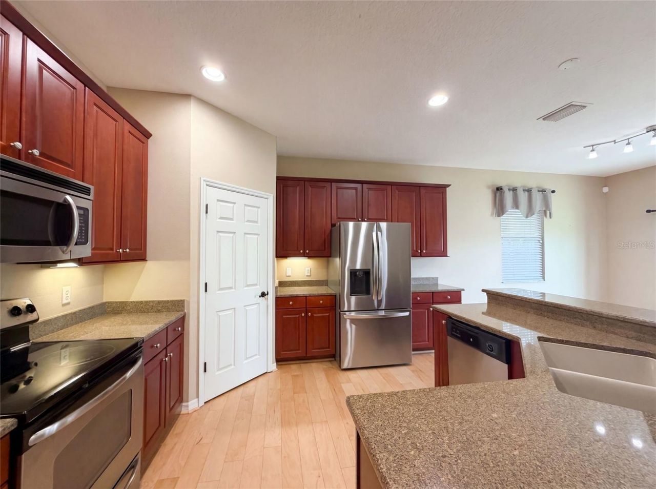 5605 Windsong Oak Drive, Leesburg, FL 34748 Photo
