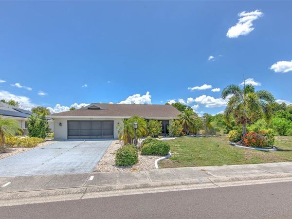1812 NEW BEDFORD DRIVE , SUN CITY CENTER, FL 33573