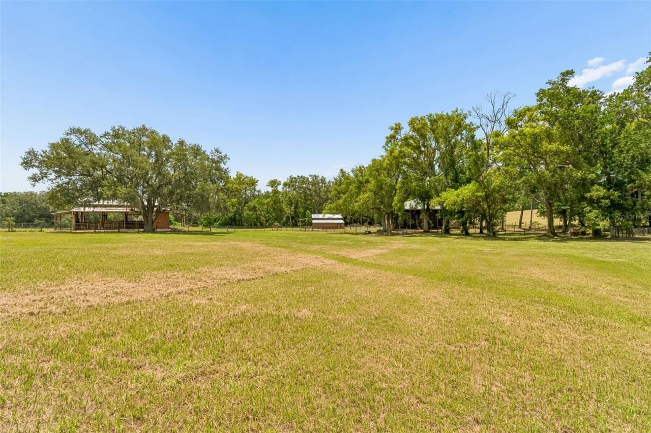 17345 Sweetwater Road, Dade City, FL 33523 Photo