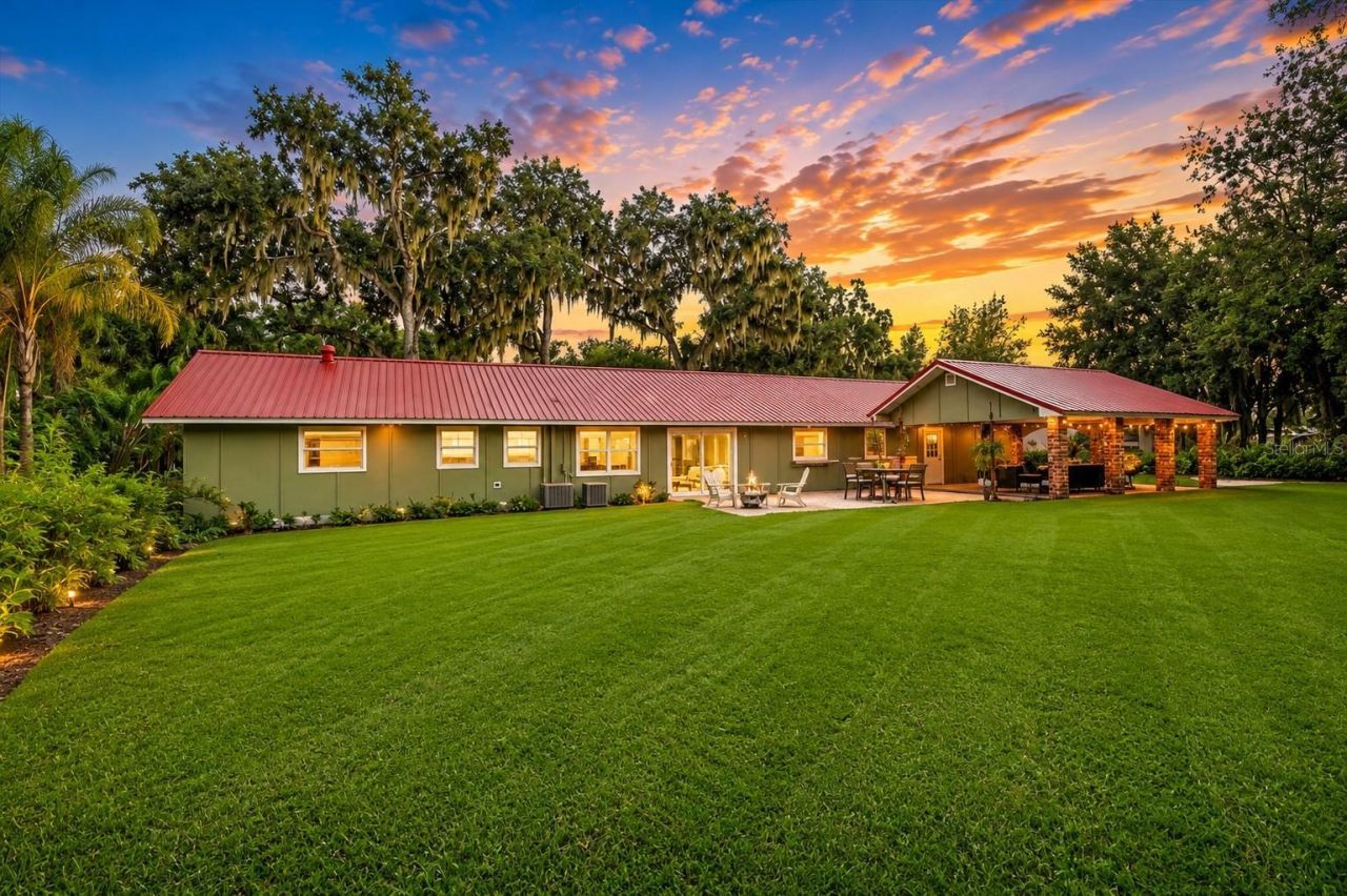 2072 Lake Ariana Boulevard , Auburndale, FL 33823 Photo