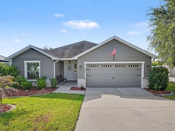 2061 NIGHTHAWK DRIVE , HAINES CITY, FL 33844