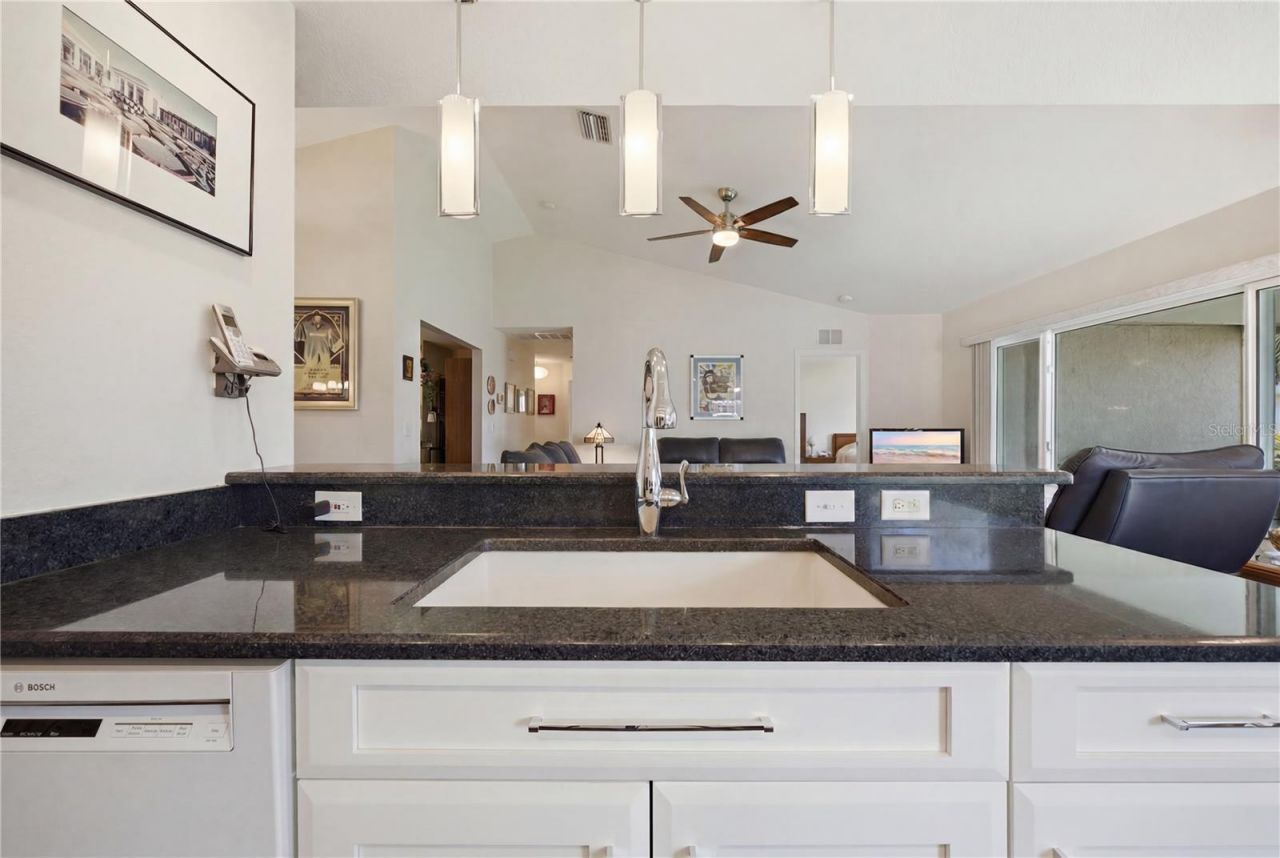 4226 Kingsfield Drive , Parrish, FL 34219 Photo