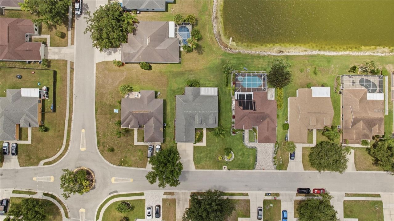 4226 Kingsfield Drive , Parrish, FL 34219 Photo