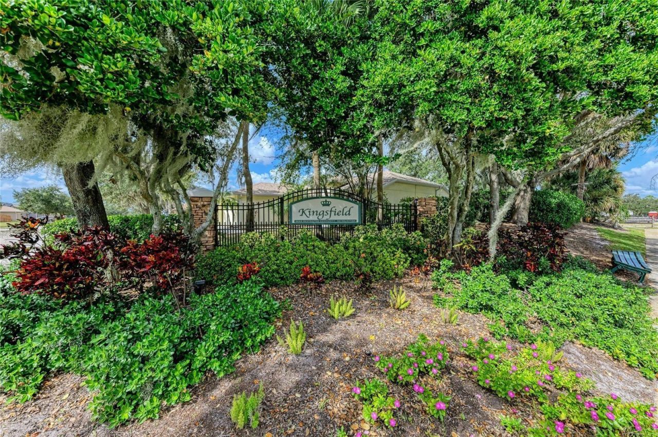 4226 Kingsfield Drive , Parrish, FL 34219 Photo