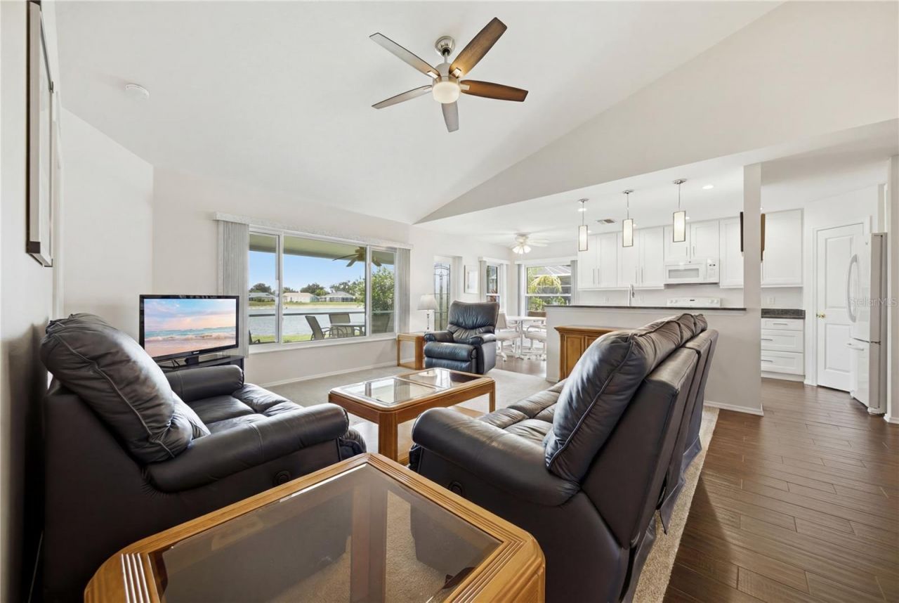 4226 Kingsfield Drive , Parrish, FL 34219 Photo