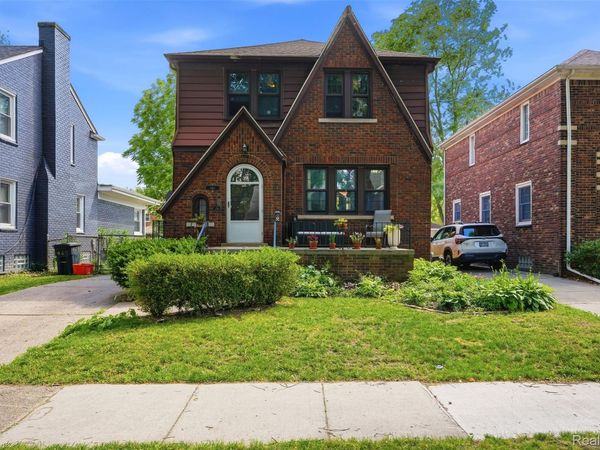 461 Manor Street, Grosse Pointe Farms, Mi 48236