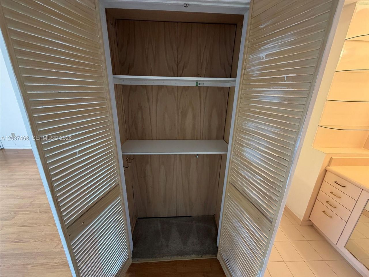 8775 Park Blvd , Unit 406, Miami, FL 33172 Photo