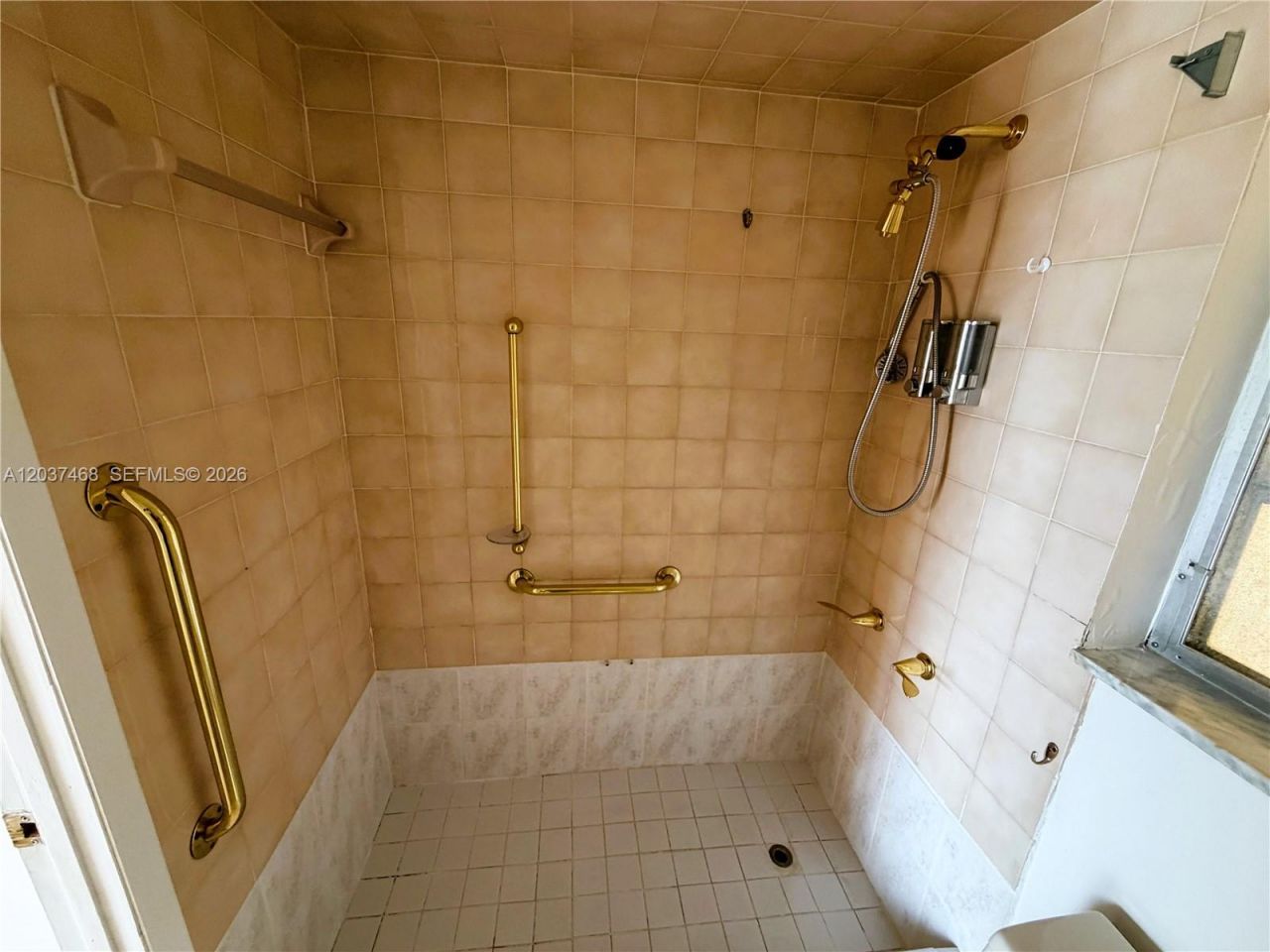 8775 Park Blvd , Unit 406, Miami, FL 33172 Photo