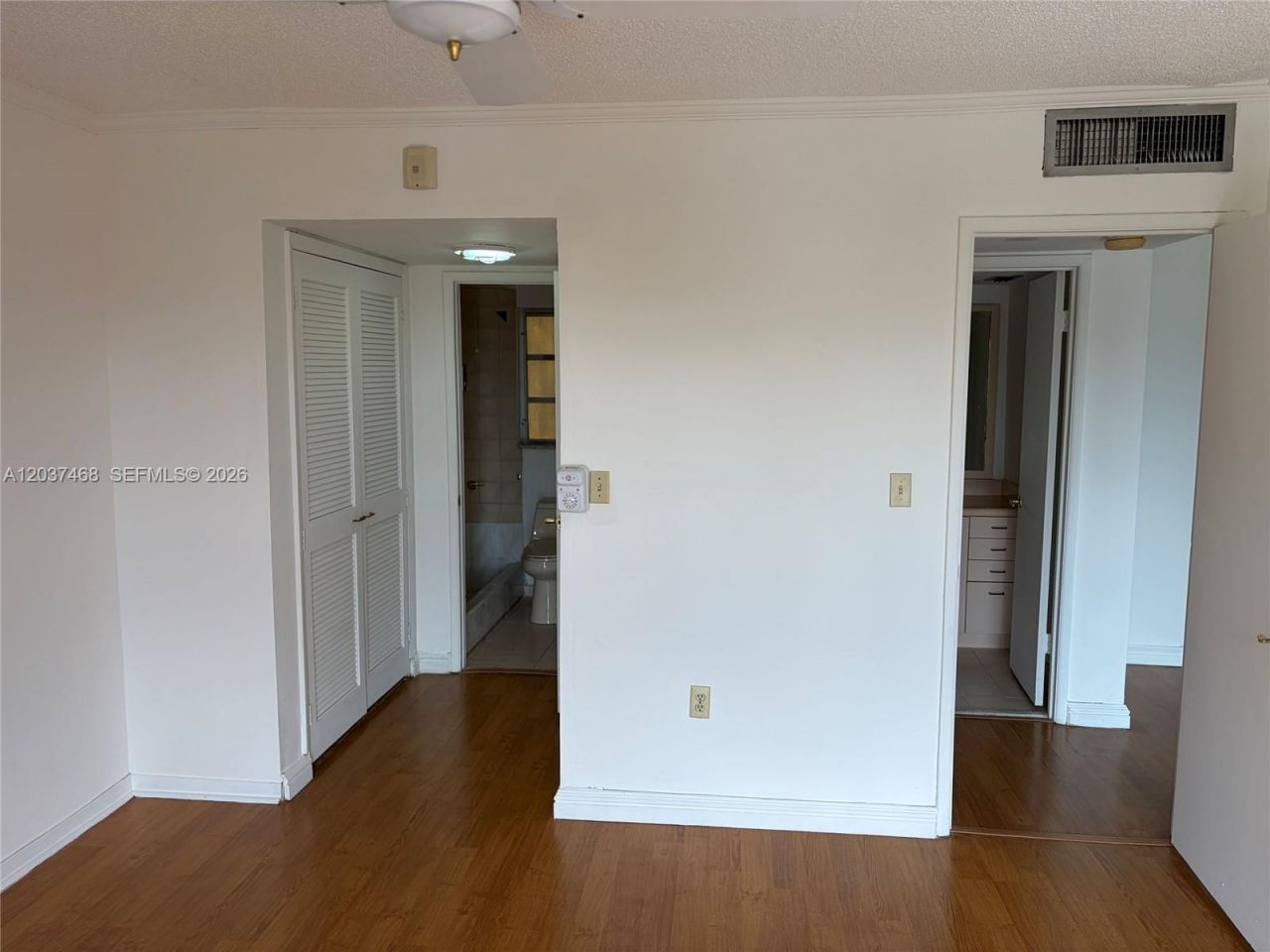 8775 Park Blvd , Unit 406, Miami, FL 33172 Photo