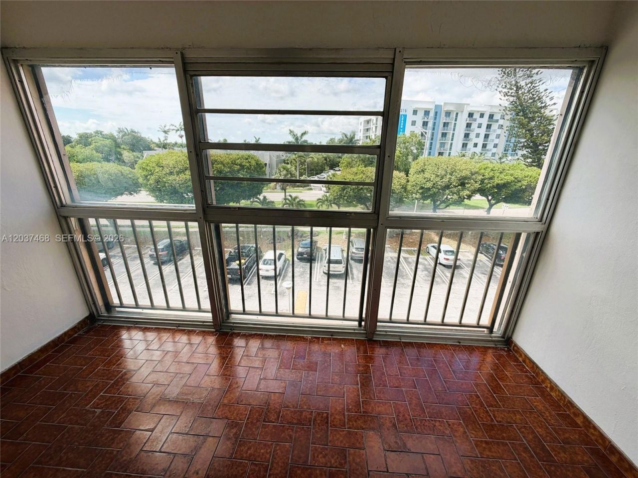 8775 Park Blvd , Unit 406, Miami, FL 33172 Photo