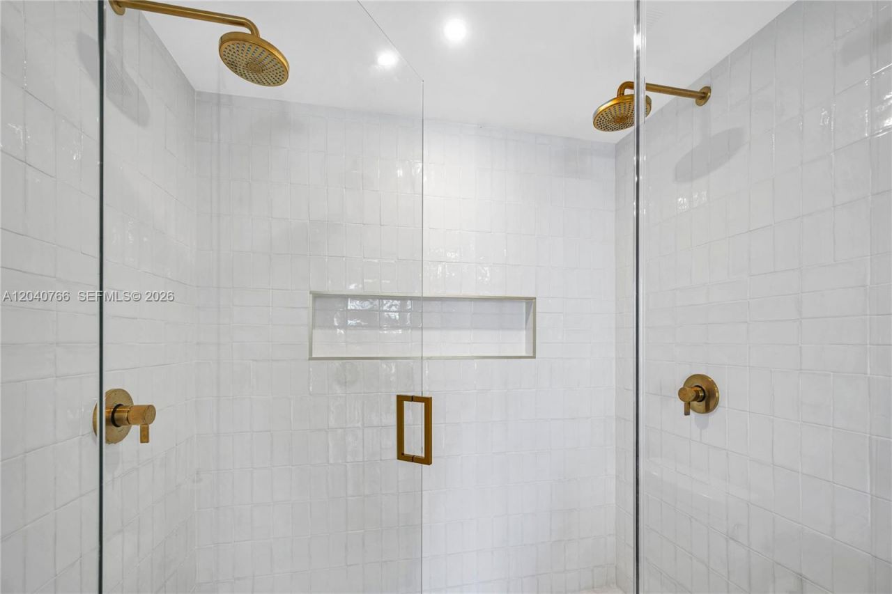 90 NE 32nd , Unit 1103, Miami, FL 33127 Photo