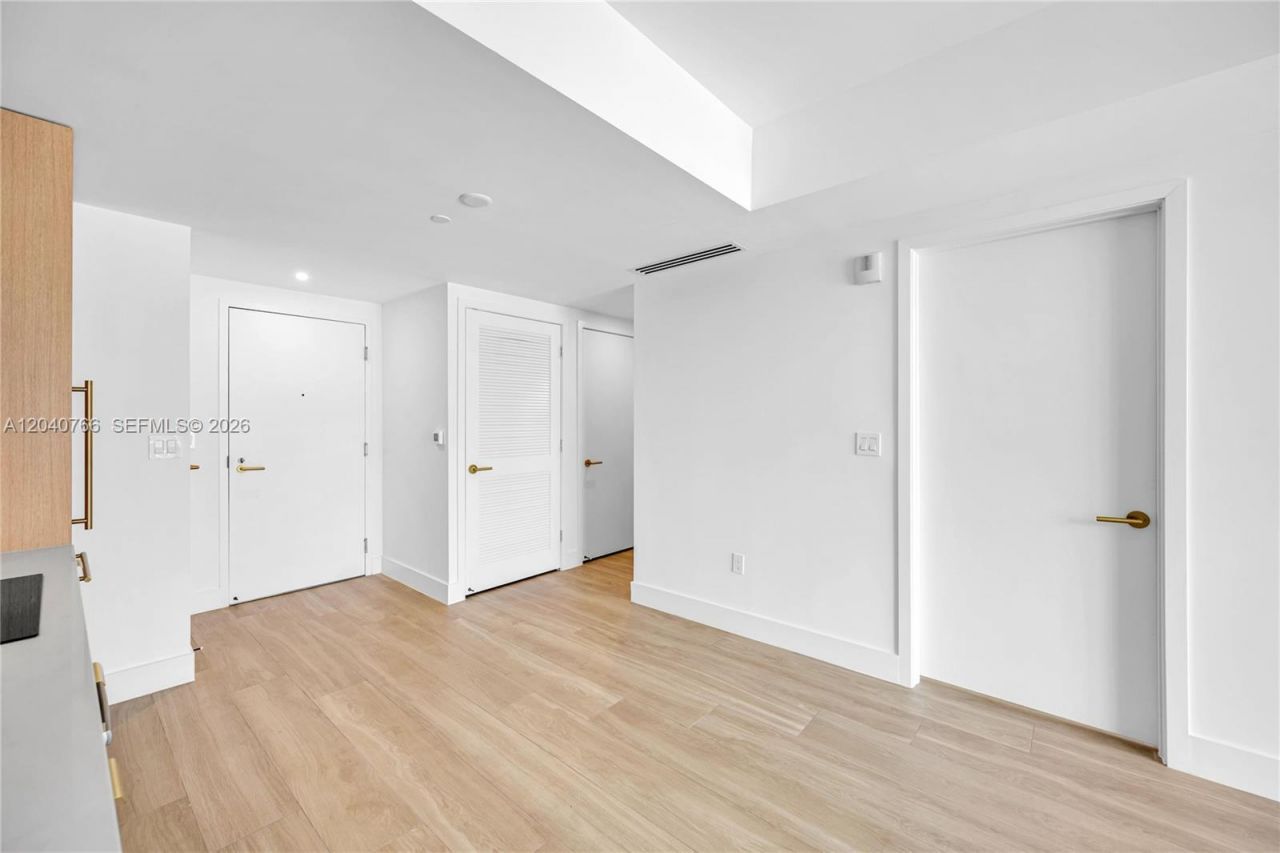 90 NE 32nd , Unit 1103, Miami, FL 33127 Photo