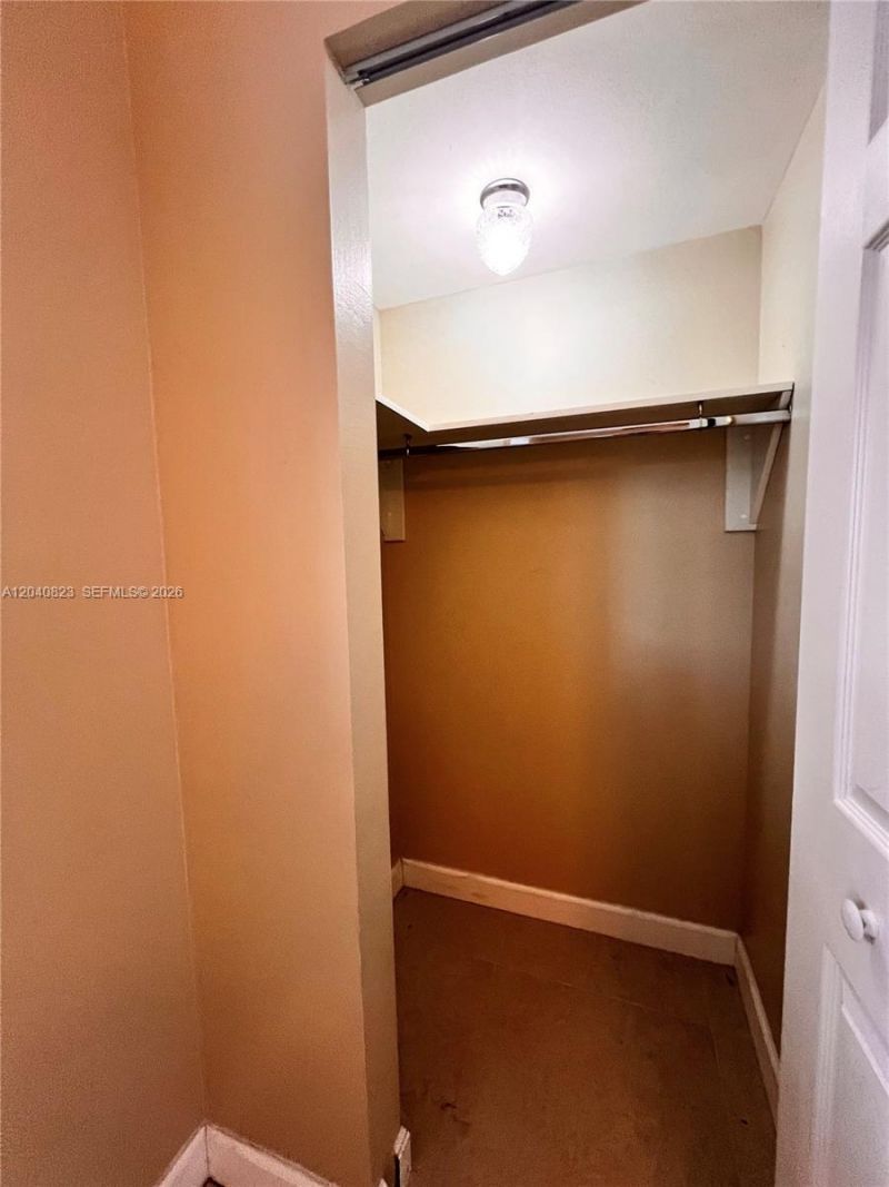9235 Lagoon Pl , Unit 109, Davie, FL 33324 Photo