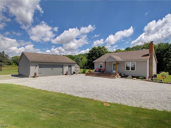 14157 Lisbon Street NE, Paris, OH 44669