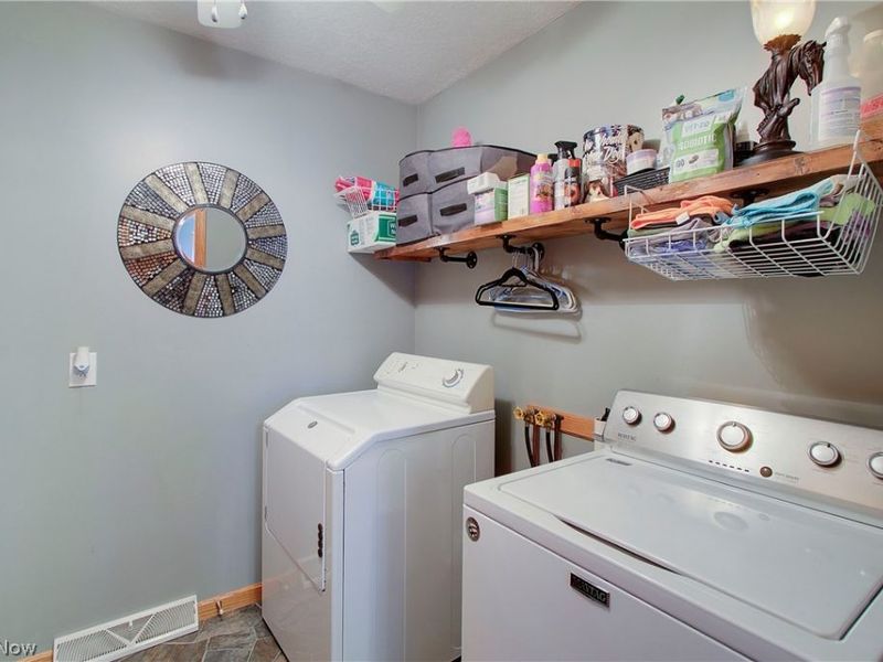 14157 Lisbon Street NE, Paris, OH 44669 Photo 16