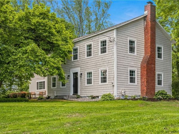 4375 Young Road , Syracuse, NY 13215