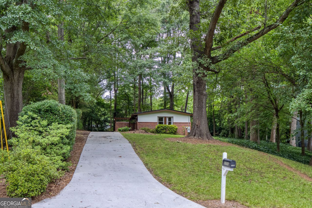2700 Brook Park Way, Atlanta, GA 30340 Main Photo