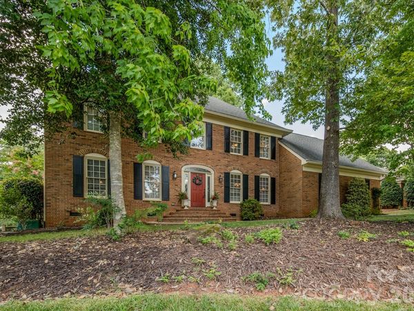 5910 Summerston Place, Charlotte, NC 28277