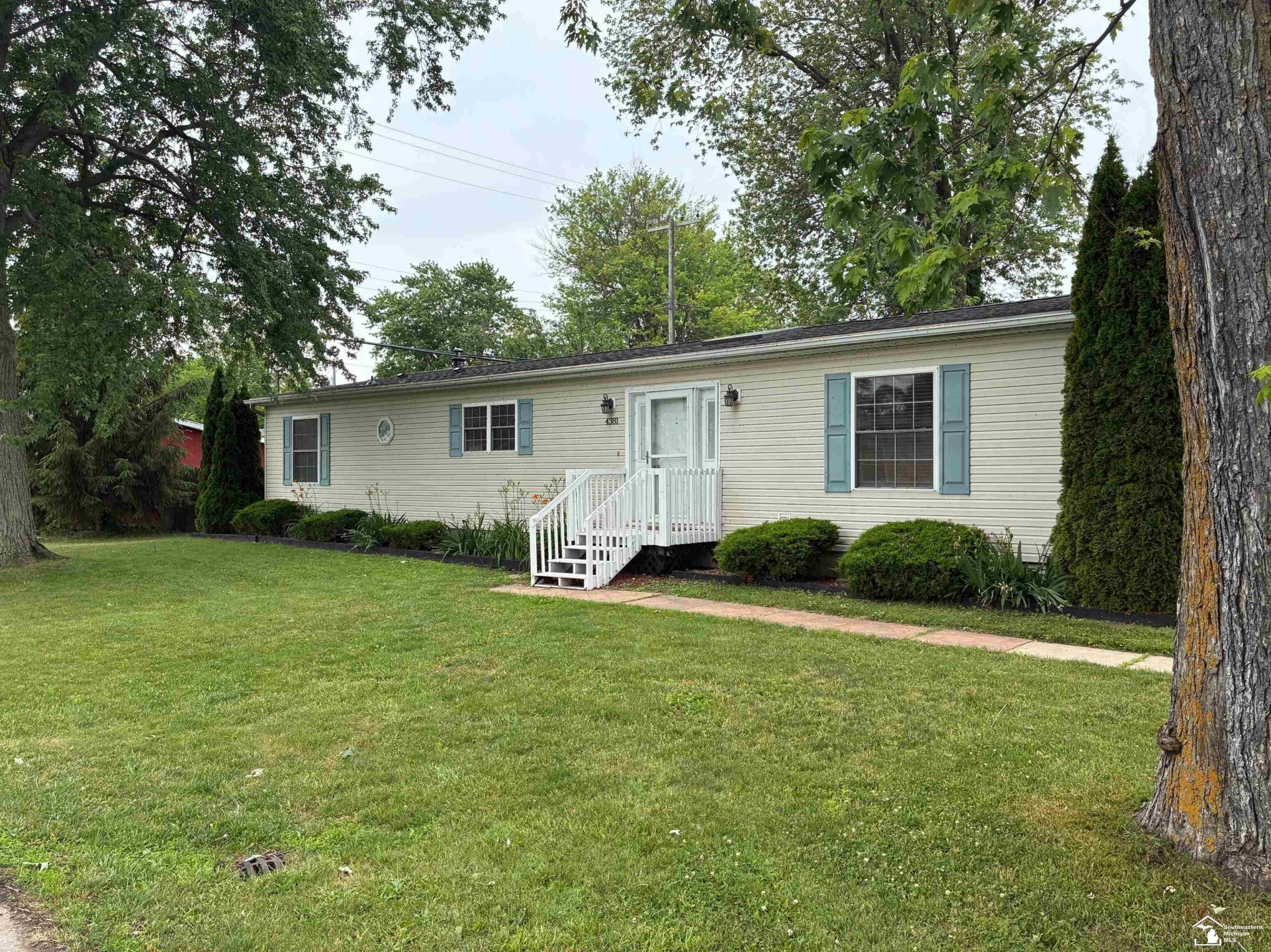 4381 Second Street, Newport, MI 48166 Main Photo