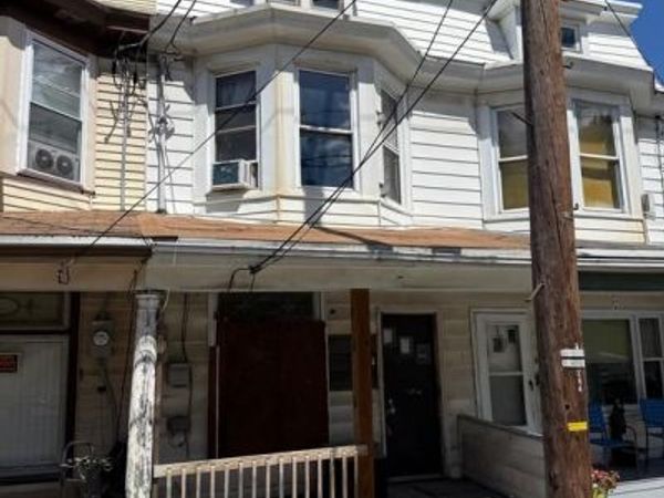 315 WASHINGTON STREET , TAMAQUA, PA 18252
