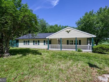 1744 RIDGE ROAD, YORK SPRINGS, PA 17372