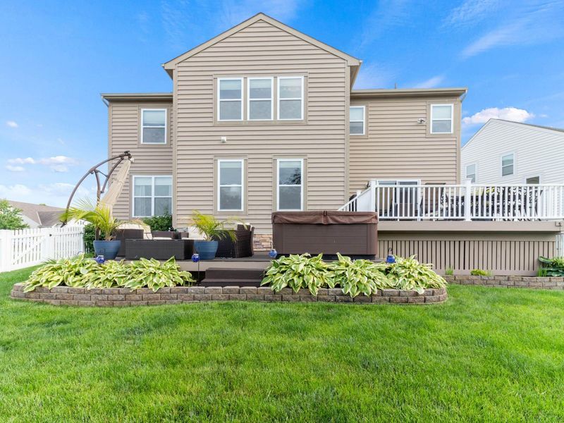1356 Scotsman Drive, Grove City, OH 43123 Photo 3