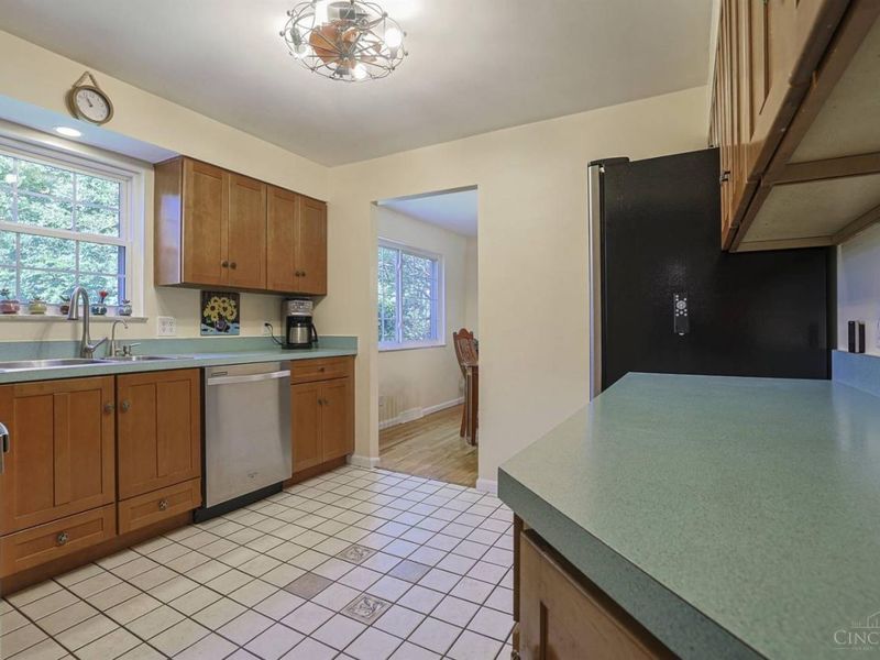 6993 E Galbraith Road, Madeira, OH 45243 Photo 17