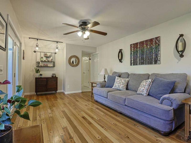 6993 E Galbraith Road, Madeira, OH 45243 Photo 7