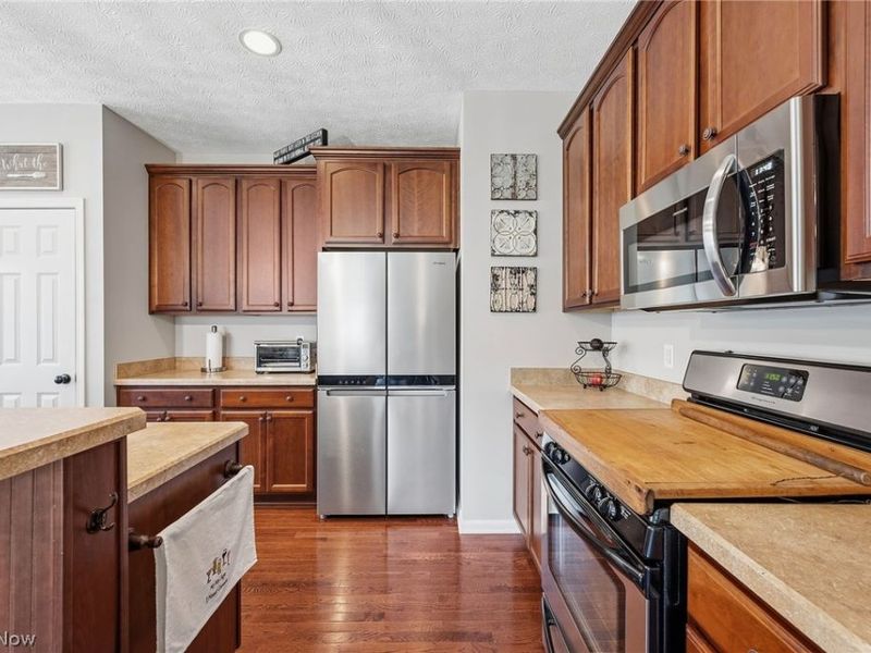 8329 Beaumont Drive, Mentor, OH 44060 Photo 24