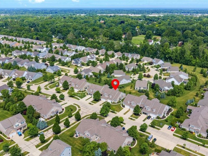 8329 Beaumont Drive, Mentor, OH 44060 Photo 8