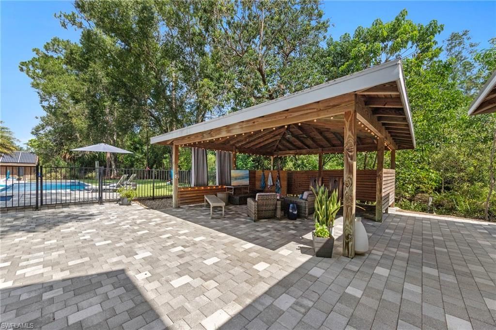 12010 Honeysuckle Rd, Fort Myers, FL 33966 Photo