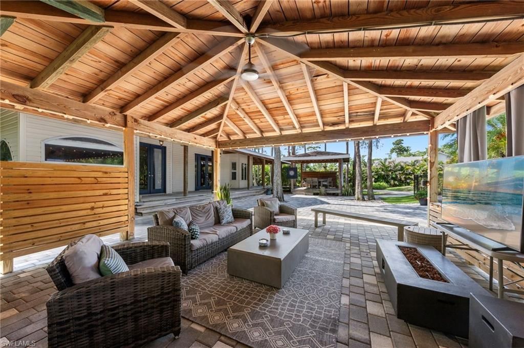 12010 Honeysuckle Rd, Fort Myers, FL 33966 Photo