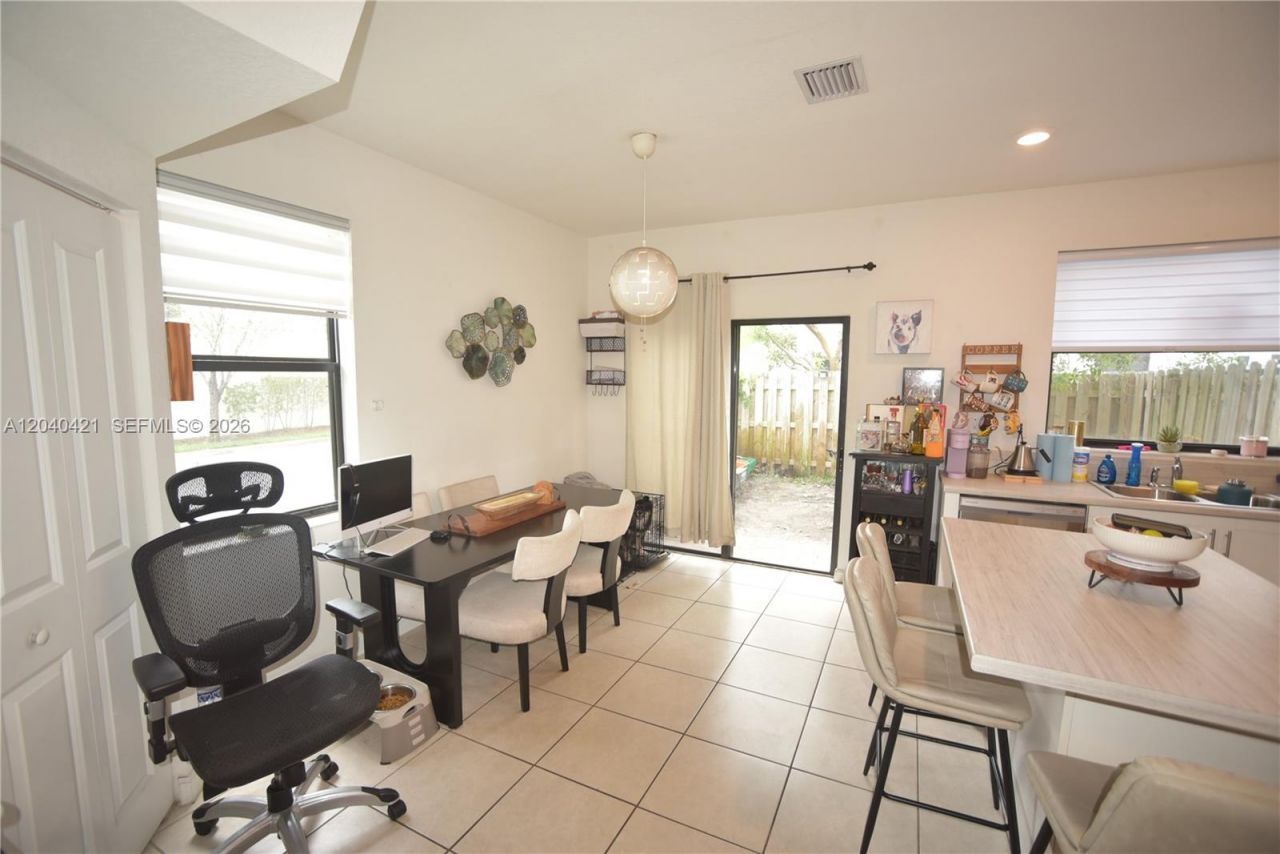 21404 NE 3rd Path , Miami, FL 33179 Photo