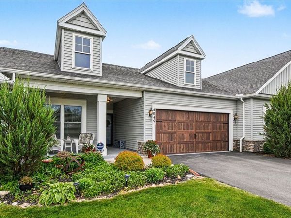 4049 St James Parkway , Canandaigua, NY 14424