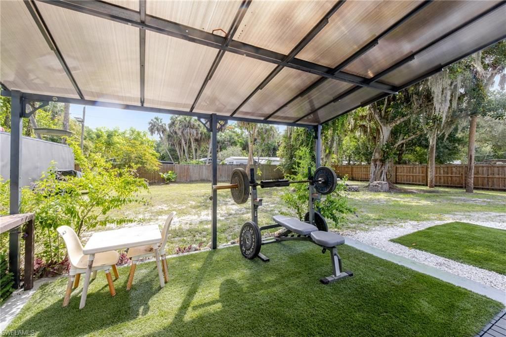 211 Palmacea Rd, Fort Myers, FL 33905 Photo
