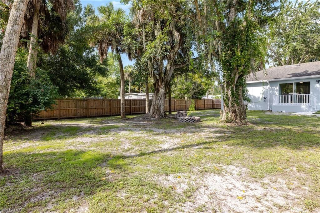 211 Palmacea Rd, Fort Myers, FL 33905 Photo